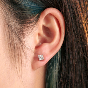 0.6 Carat D Color Moissanite Stud Earrings 100% 925 Sterling Silver