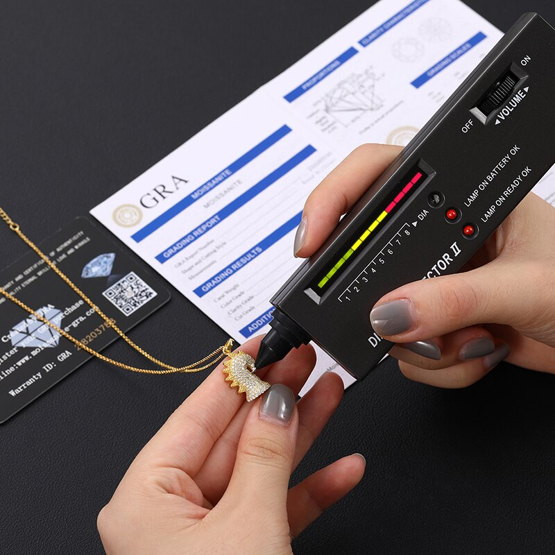 0.6ctw Moissanite Seahorse 100% 925 Silver Silver Necklaces